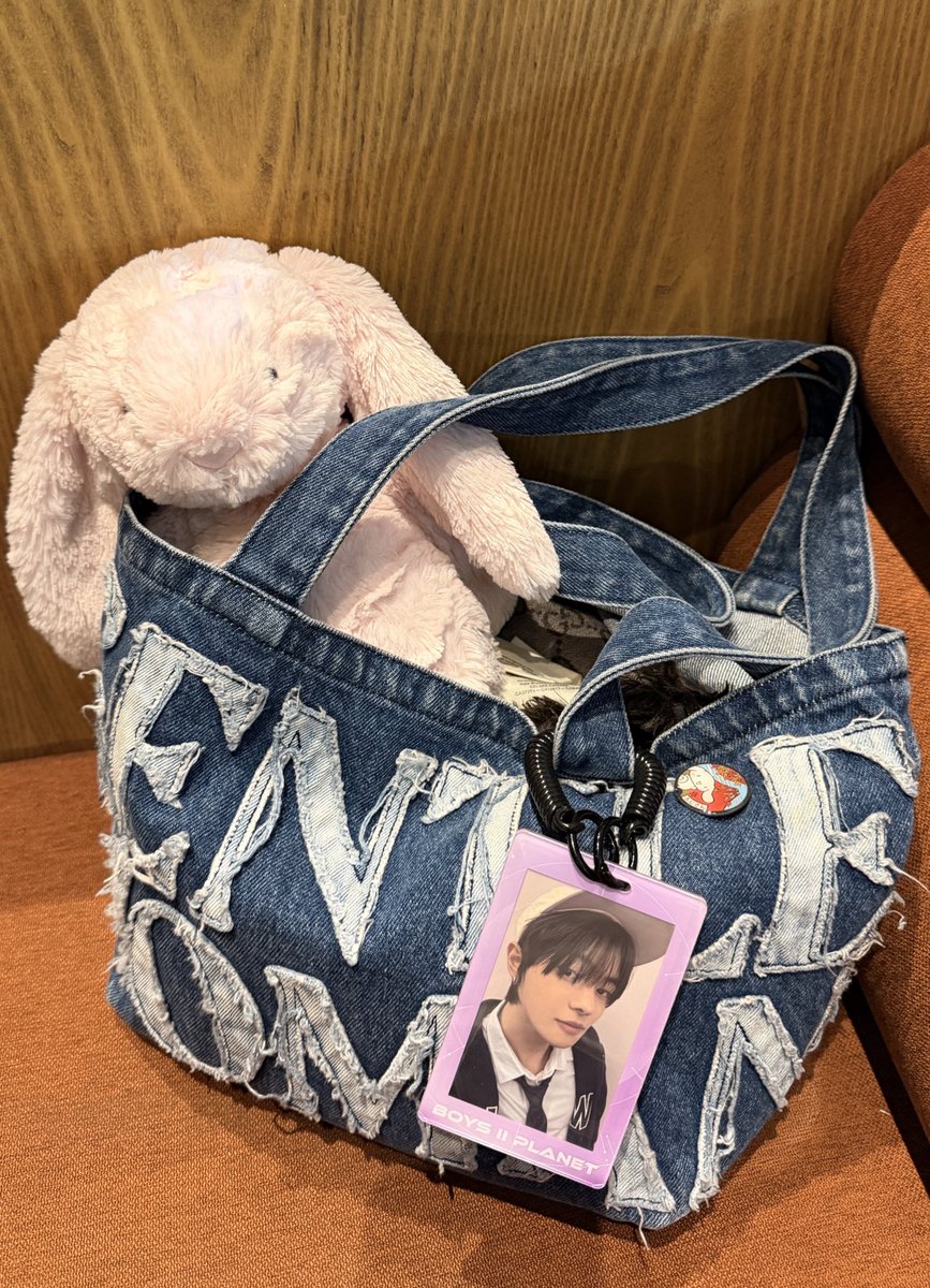 ✧ fel 🐰💌 tweet media