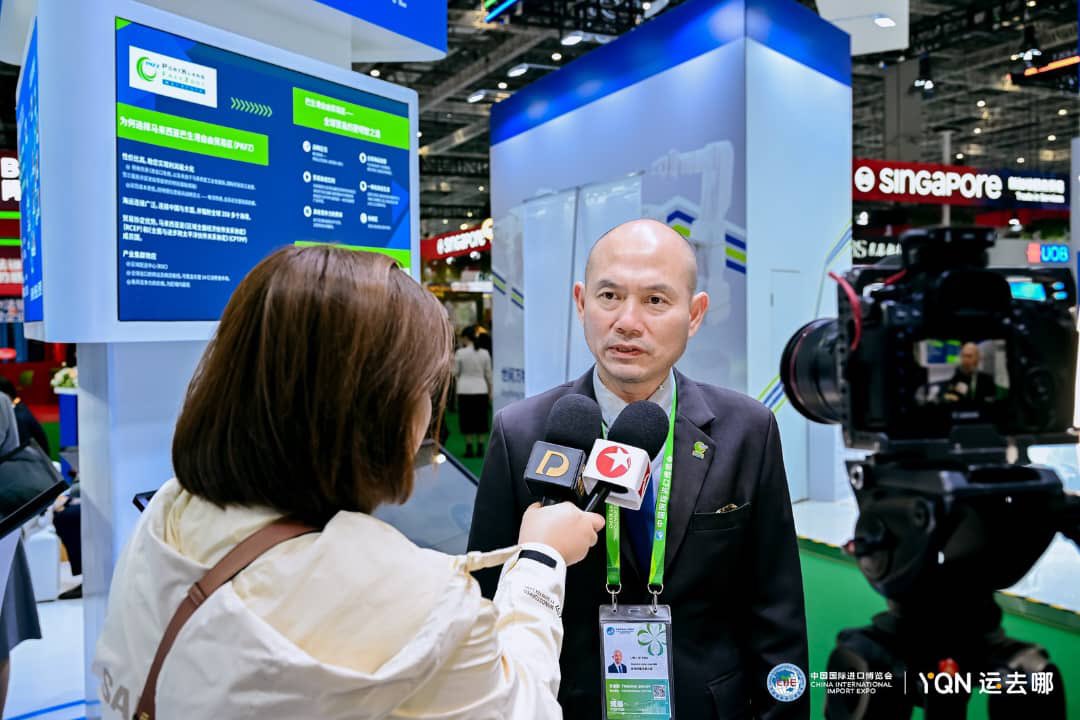 Ahmad Zahid turut berkesempatan merasmikan Pejabat Cawangan China bagi PKFZ di Pavilionnya hari ini.

buletintv3.my/nasional/penye…

#PKFZ #LimLipEng