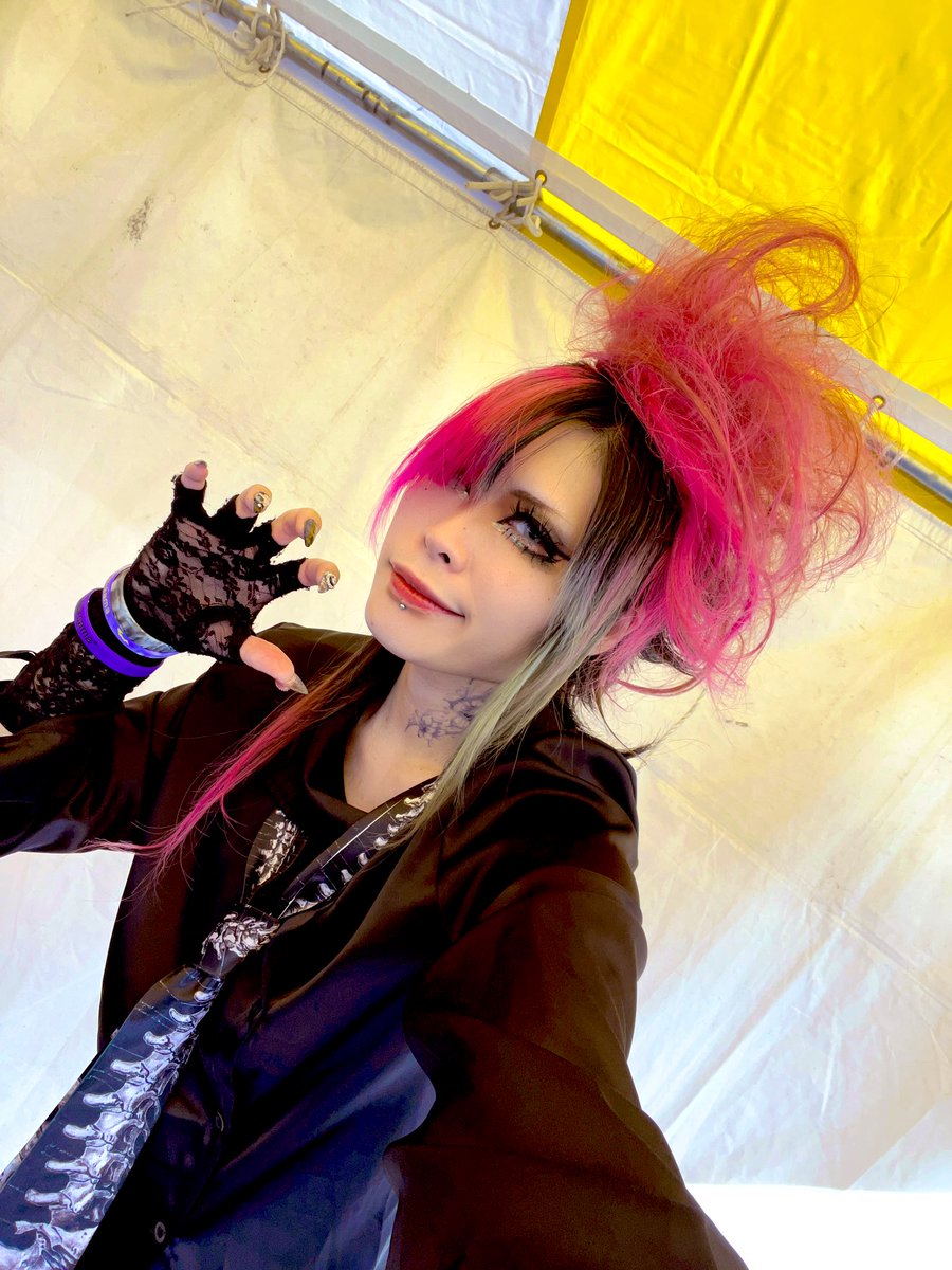 公式】eluha,(様)💜💉 (@xxeluha) / Posts / X