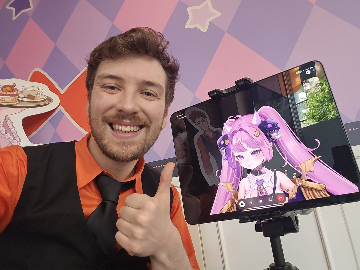 WE'RE STREAMING FROM OUR COLLAB CAFE NOW! 🫡 

GET IN HERE! 🫡