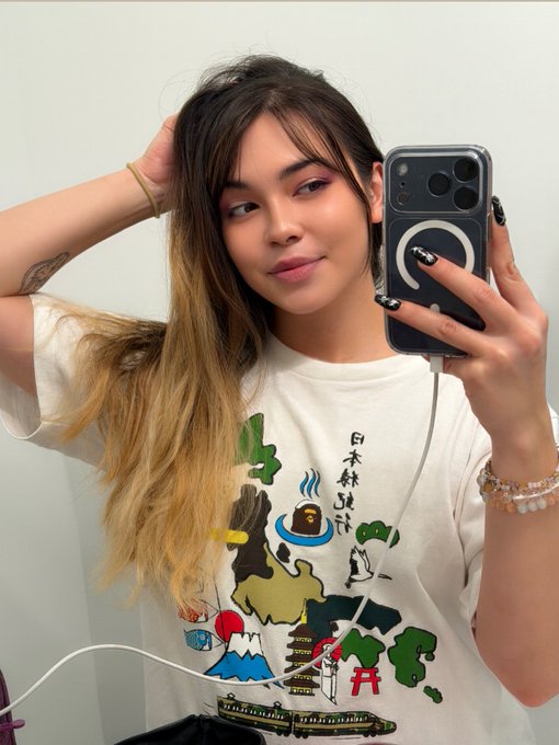 1 pic. Before &amp; after getting ready :) https://t.co/KCrdAX9hEz