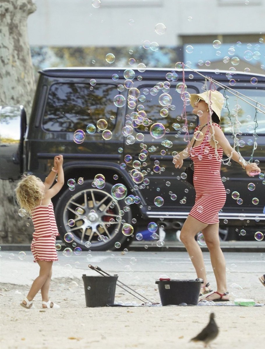 Rickatycat's tweet image. Katy Perry - bandaids🩹🥹