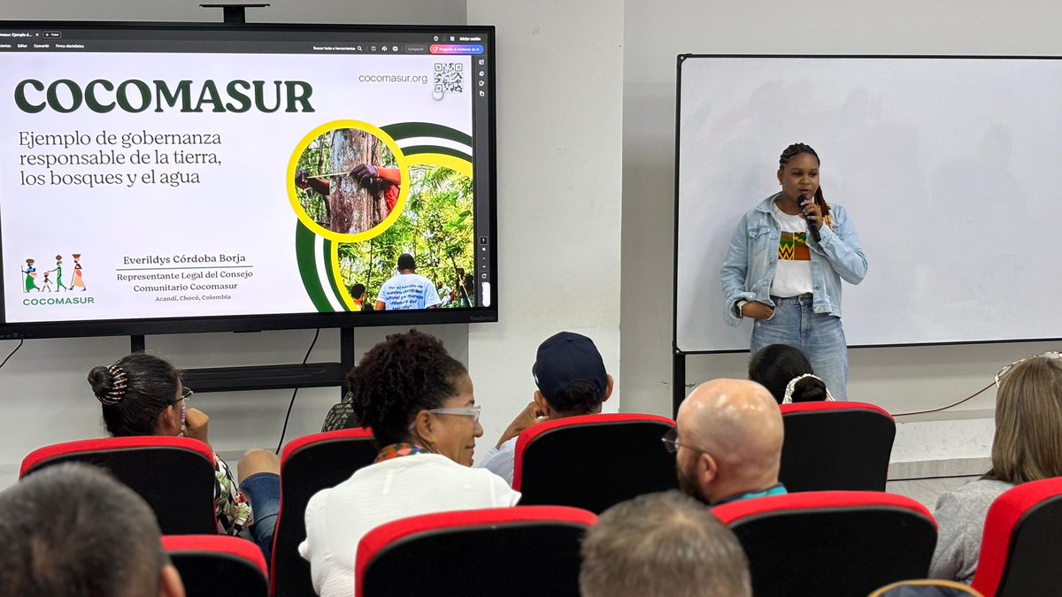 IDEAMColombia's tweet image. El #Ideam reafirma su compromiso con la ciencia, la participación comunitaria y la bioeconomía como caminos para garantizar el futuro de los bosques de Colombia. 🌎🤝
#BosquesDeColombia #GestiónForestal #MonitoreoComunitario