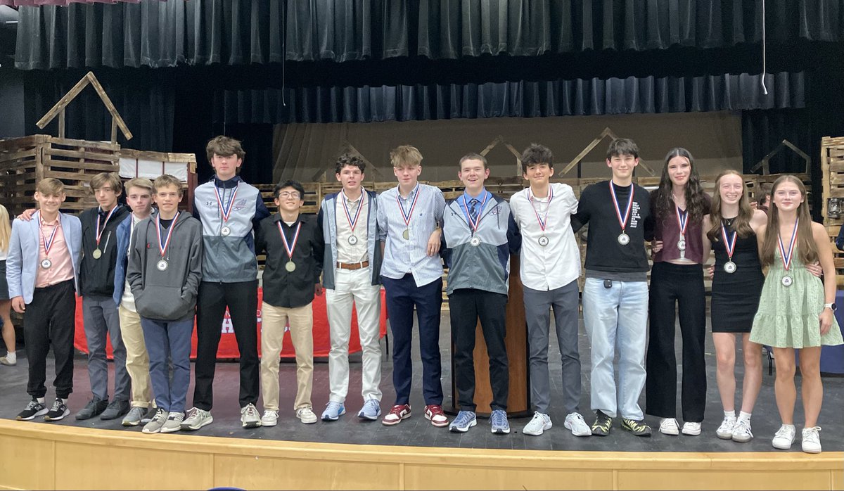 Congratulations to our cross country team, who won the Team Academic Excellence Award with a team GPA of 94.27!

They squeaked out a win over second place girls soccer, who had a team GPA of 94.24.

#PatriotPride #studentsfirstathletessecond