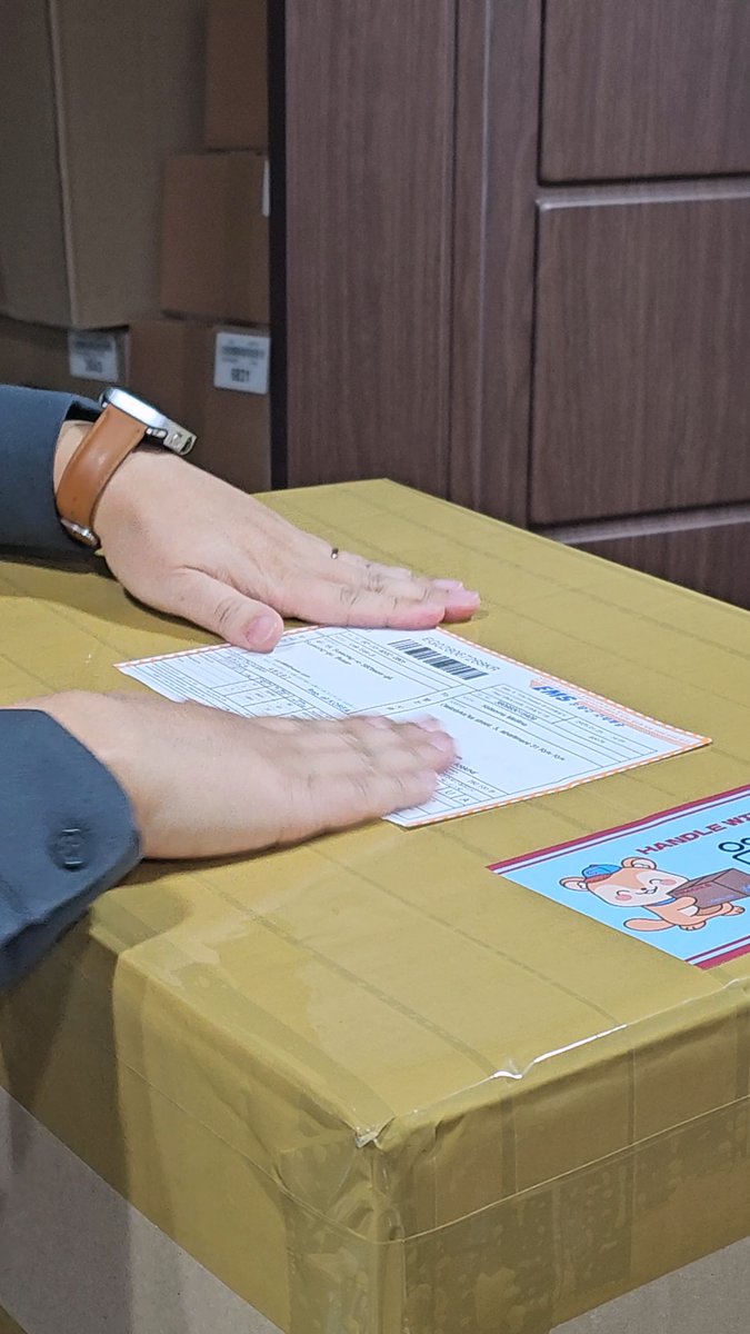 GlobalSH_kr's tweet image. [🔑]  ¡Gracias por tanto amor! 🇰🇷💜#KoreanWarehouse #kaddy

Cada día llegan más fans de Latinoamérica buscando nuestro servicio de dirección coreana gratuita, kaddy y proxy.📦

Siempre estamos con el Kpop Latam.
¡Bienvenidos a Global SH!

more info 👉 litt.ly/GlobalSH