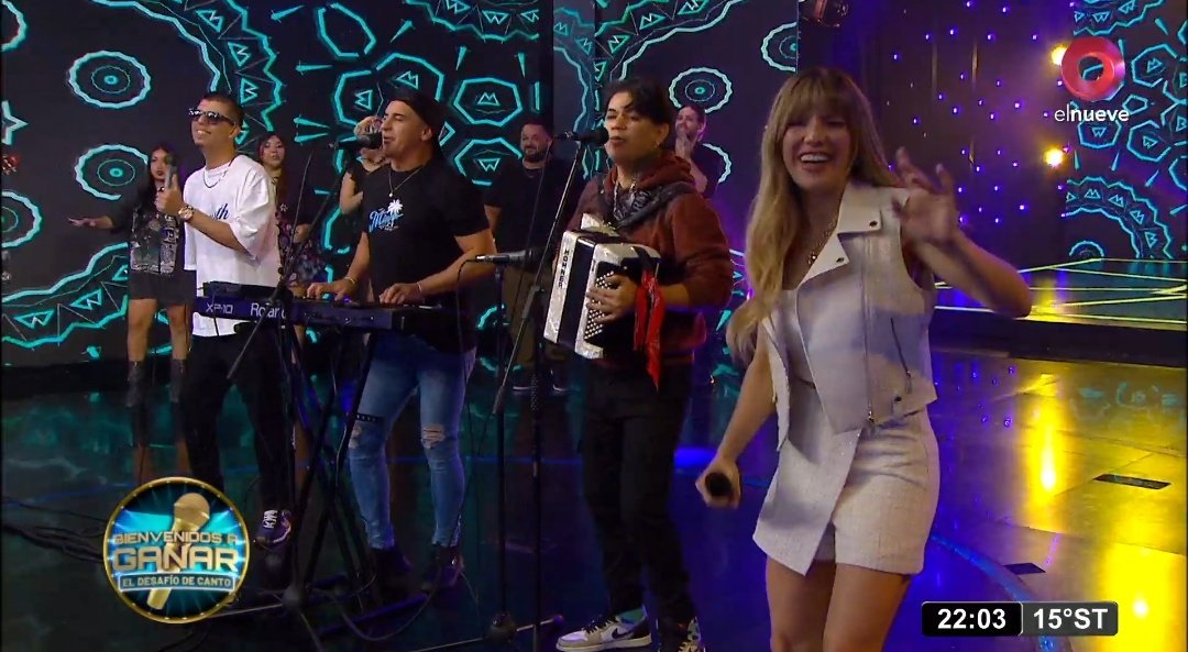 admirationxLau's tweet photo. HOYYY NOCHE DE REPECHAJE 🎉🤩 y una apertura de lujo con el SHOW DE ANDY! 🎶🎤
#BienvenidosAGanar https://t.co/6jkGoCwh6M
