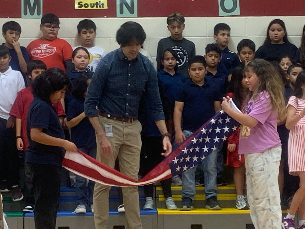 Rufino Mendoza Elementary School tweet media