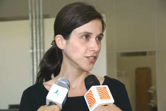 VictorAssis_Rec's tweet photo. Nenhuma vida tem preço. Mas essa juíza, a senhora Villani, está negando o direito de nossa companheira Natália Pimenta a receber um medicamento vital. O motivo? Economizar dinheiro para os bancos. https://t.co/ncBd2fuFb1