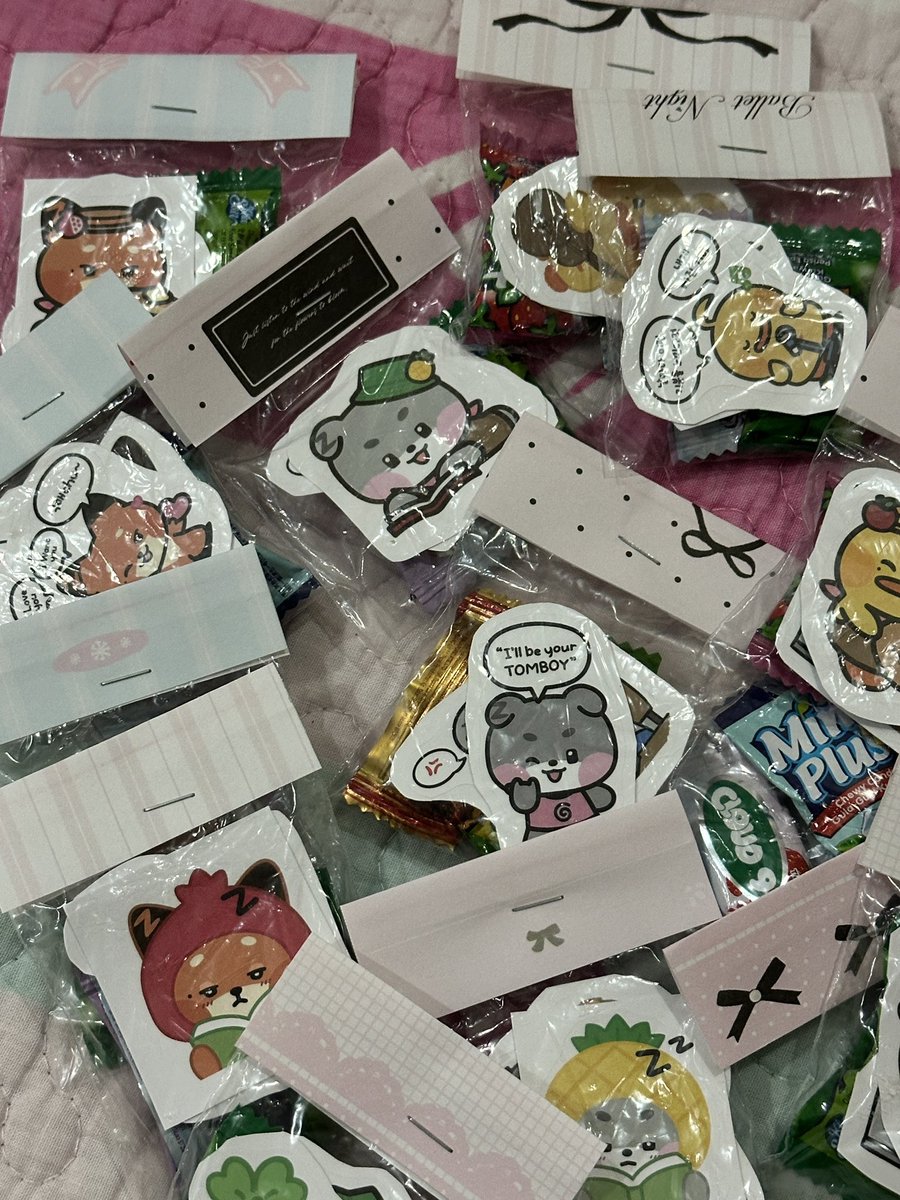 nina_farinaaaa's tweet photo. ☆彡 zerobaseone here &amp; now in kl ☆彡
— freebies by @nina_farinaaaa 

📍idea live arena
⏰ 11 am (LG floor)

Items!

• Mattparkz pack
• Zeroni pack

How to claim?

♡ rt &amp; like this post
♡ say hi to me tomorrow 
♡ read post below &amp; see u!

 #ZB1inKL #HEREANDNOWinKL #ZB1inMY https://t.co/4sVnMAl7aF