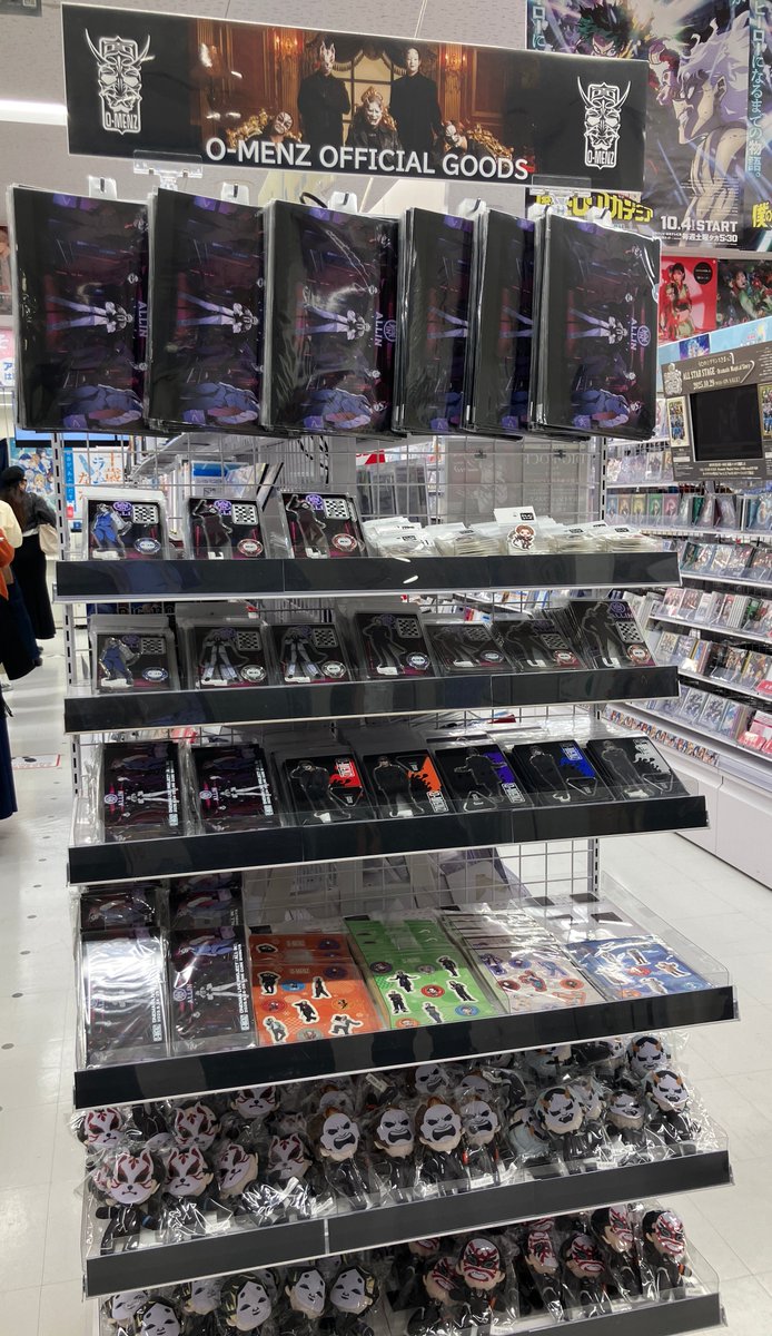 6Fグッズ入荷情報】 🌟O-MENZ ▷アクリルスタンド 各種 ▷ぬいぐるみ