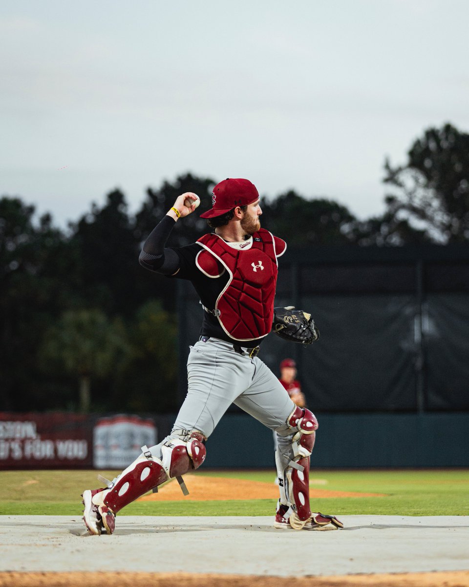 M6 | LeCroy brings in a run and the Gamecocks lead 4-0!