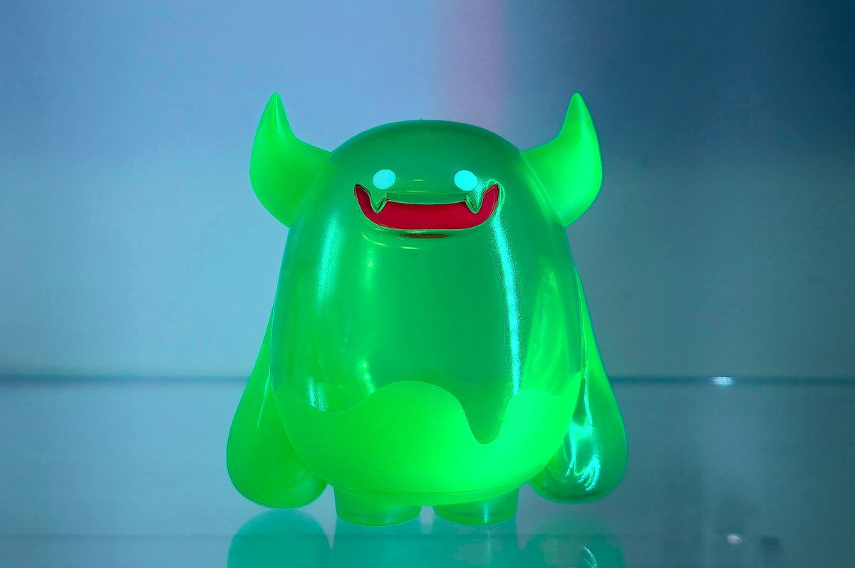 デモンソフビ