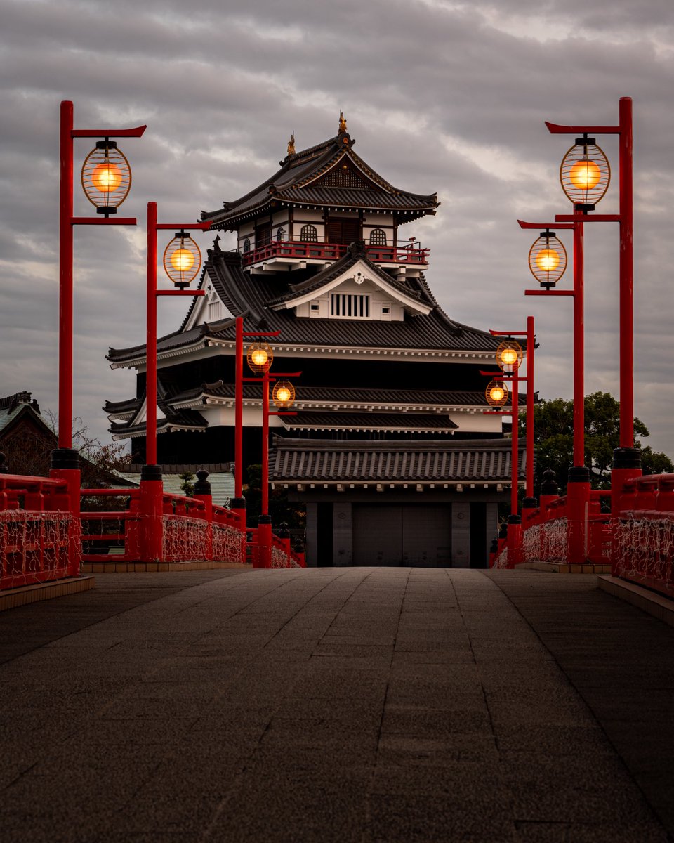 夕暮れの清洲城