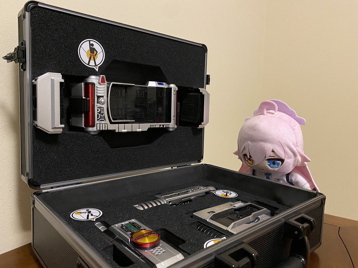 Hoshino wants to be Faiz