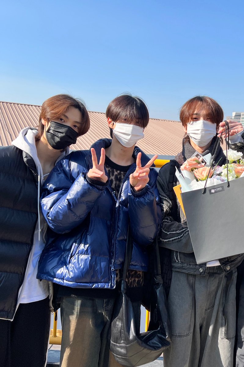 doroongzip's tweet image. 251107 🌟 #DOHOON WV Post

Happy birthday bro~🎈🎈

#도훈 #SHINYU #신유 #YOUNGJAE #영재 #TWS #투어스