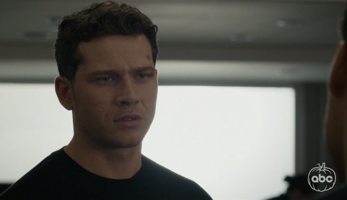aurorafolklore's tweet photo. this is what dreams are made of (a scene of buddie talking in s9) #911onABC https://t.co/o3YMYm0sIl