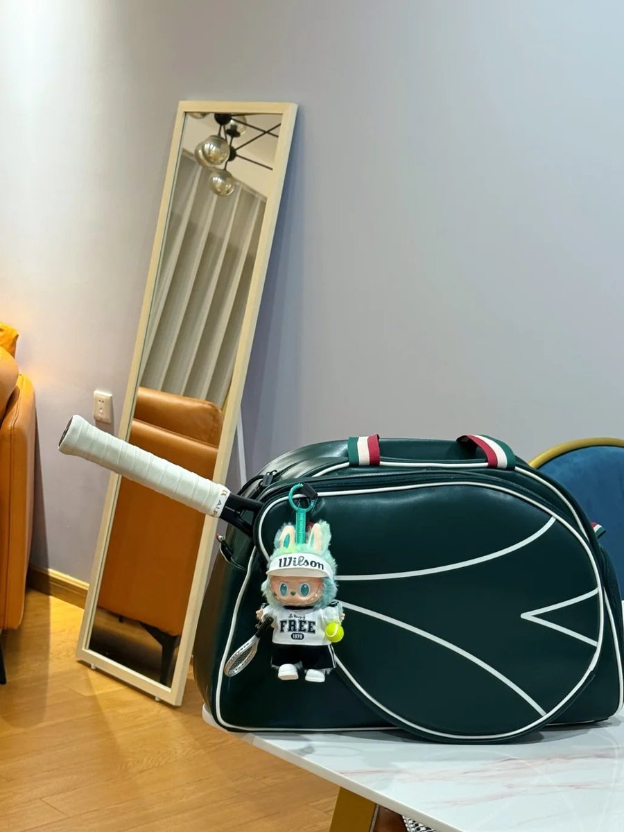 준비를 마치고, 나만의 경기장으로 나아가요🎾
결과가 어떻든, 그 과정을 즐길 수 있다면 이미 승리한 거예요~