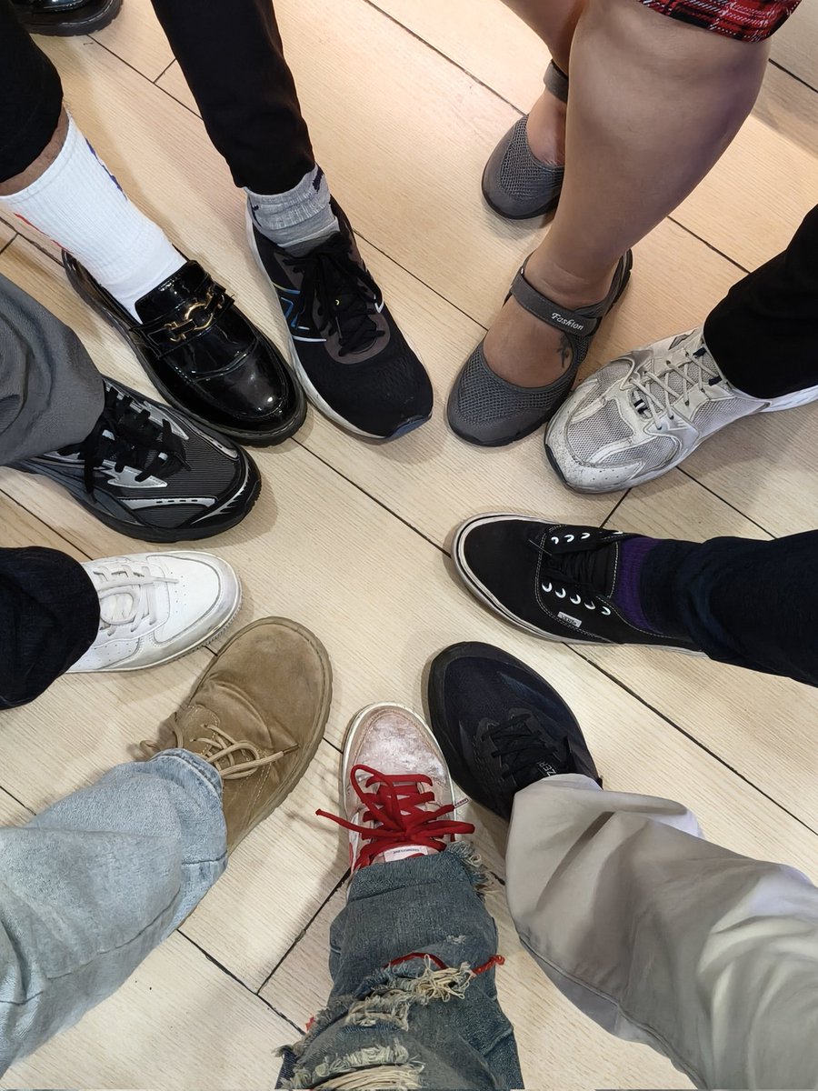 viva_angsaya's tweet photo. wego staysβ no doubt, just pure love β¨π
YGIG PARTY STARTS NOW
#ChickaLykThatOutNow
#YGIG @ygig_official https://t.co/nfMUFh8R3I