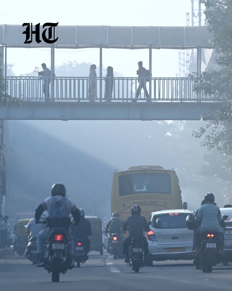 htTweets's tweet image. A dense layer of smog enveloped large parts of New Delhi, worsening air quality across the city.

(Photos: @HTvipin / Hindustan Times)