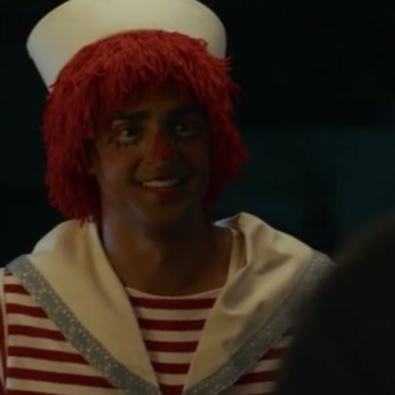 ravibuckleydiaz's tweet photo. BUCK’S REACTION TO RAVI’S COSTUME LMAO #911onABC https://t.co/h1UGU55l6h
