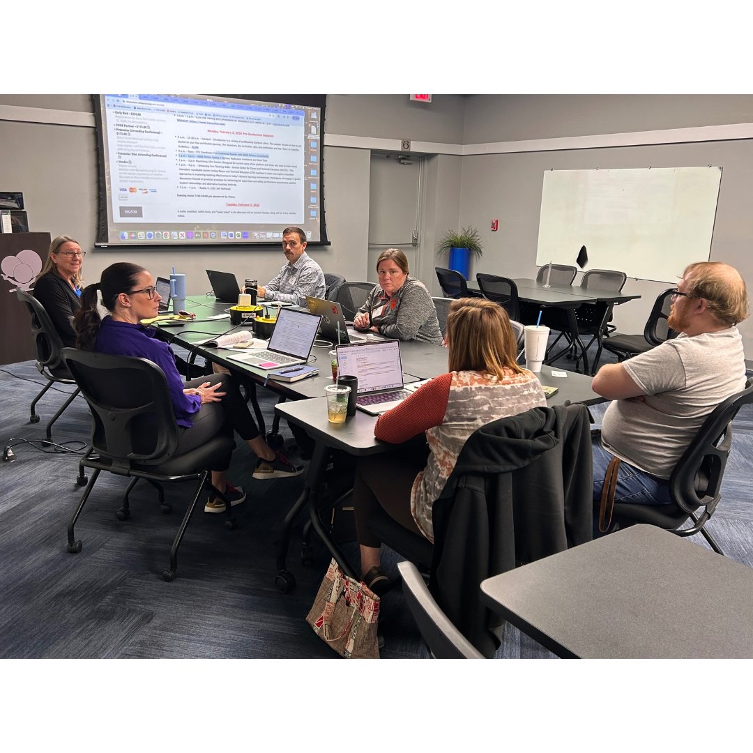 🌟 CTE Coordinator Cadre – Session 3 at Greenbush (Girard)!

Led by Jamie Manhart, coordinators collaborated to align education with workforce needs and expand career pathways for students. Inspiring ideas, real connections, and future-focused energy! 💼🎓
#CTE #CareerReady