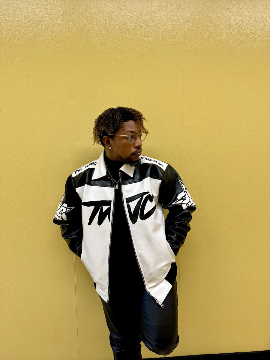 Cory_Hays407's tweet image. BODYSLAM ANNOUNCEMENT:

Happy to announce the addition of @wallflowerperry to Bodyslam!

Victor is the founder of The Wrestling Club along with being a musician and teacher. 

Victor will be bringing a new positive perspective to Bodyslam in different ways and we are happy to…