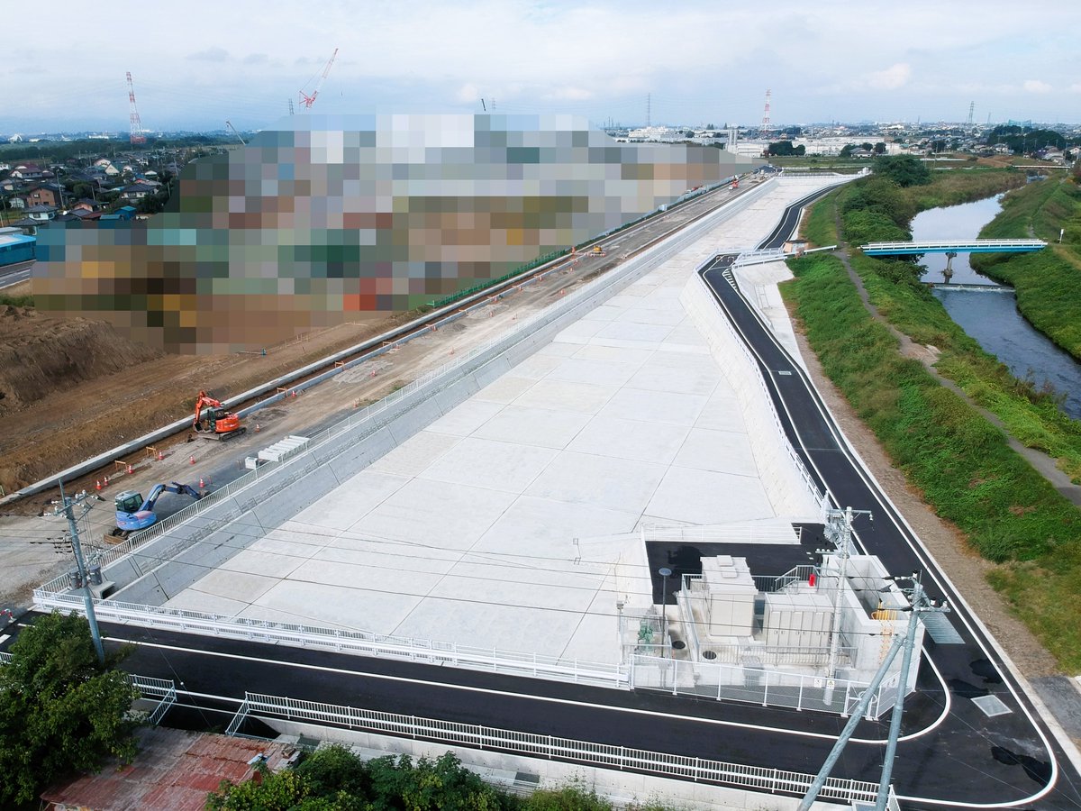 TomohInc's tweet photo. 伊勢崎南部国領産業団地造成工事（分割１号）が完成しました！当社ホームページに掲載しましたので是非ご覧ください。
https://t.co/N8EWGlZtdv  
トーモーは公共・民間の建築・土木工事を幅広く手掛けております。建物の建設や土地の造成などをお考えの際はぜひご相談ください。#トーモー株式会社 https://t.co/L0Ni4u8uvk