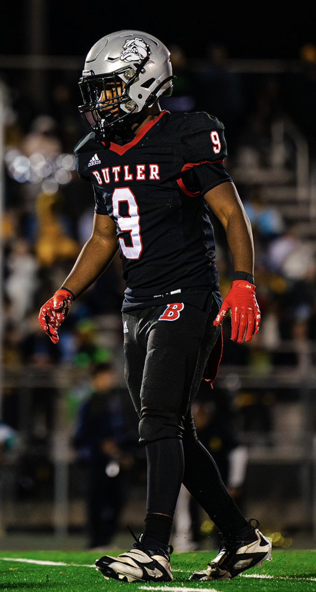 Look Into my 👀 and You my Passion and Love for 🏈.

Regular Season Stats ⬇️

103 Total Tackles🔥
13.0 Tackles for Loss🔥
2.5 Sacks🔥
2 Interceptions🔥
2 Forced Fumbles🔥
1 Fumble Recovery🔥

<a href="/Coach_BHaines/">Bryant Haines</a> <a href="/Coach_Sosinsky1/">Matt Sosinsky</a> <a href="/CoachDaniels06/">Coach D</a> <a href="/CoachDjSmith/">DJ Smith</a> <a href="/CoachCParrott/">Coach Chris Parrott</a> <a href="/RivalsHS/">Rivals High School</a>