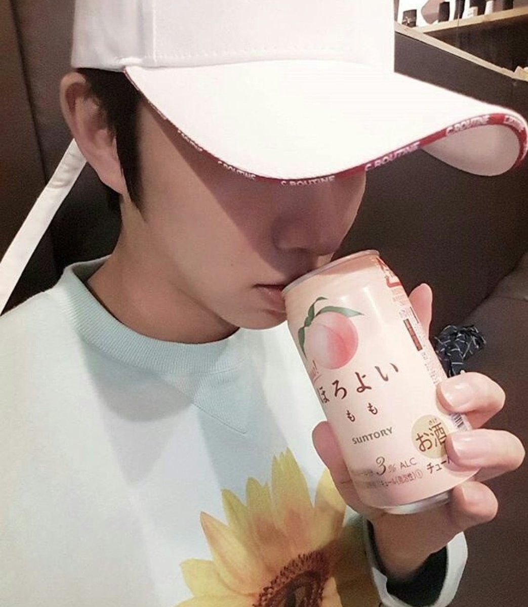 anycocaa's tweet image. 🍻
#ELFSelcaDay