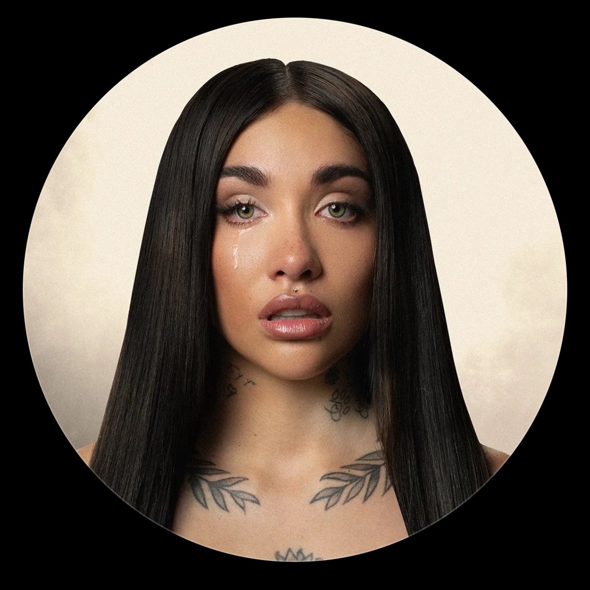la nueva foto de perfil de maria en tiktok💔