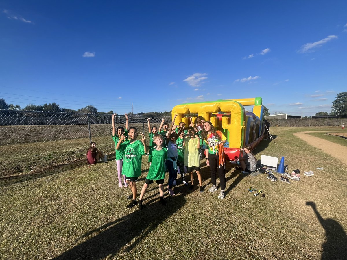 Mrs.Erica Rivera tweet media