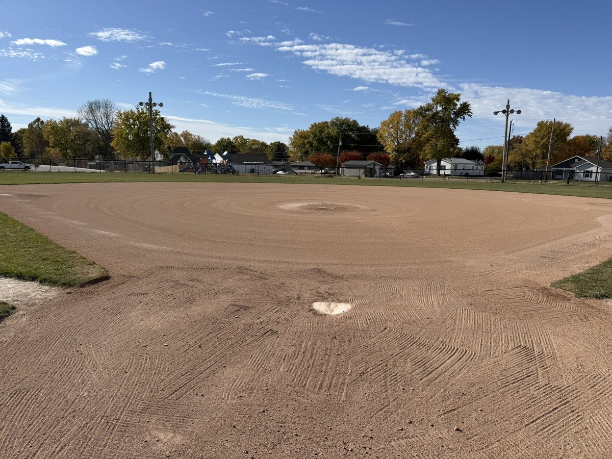Blake Marschand / Marschand’s Athletic Field Serv. tweet media