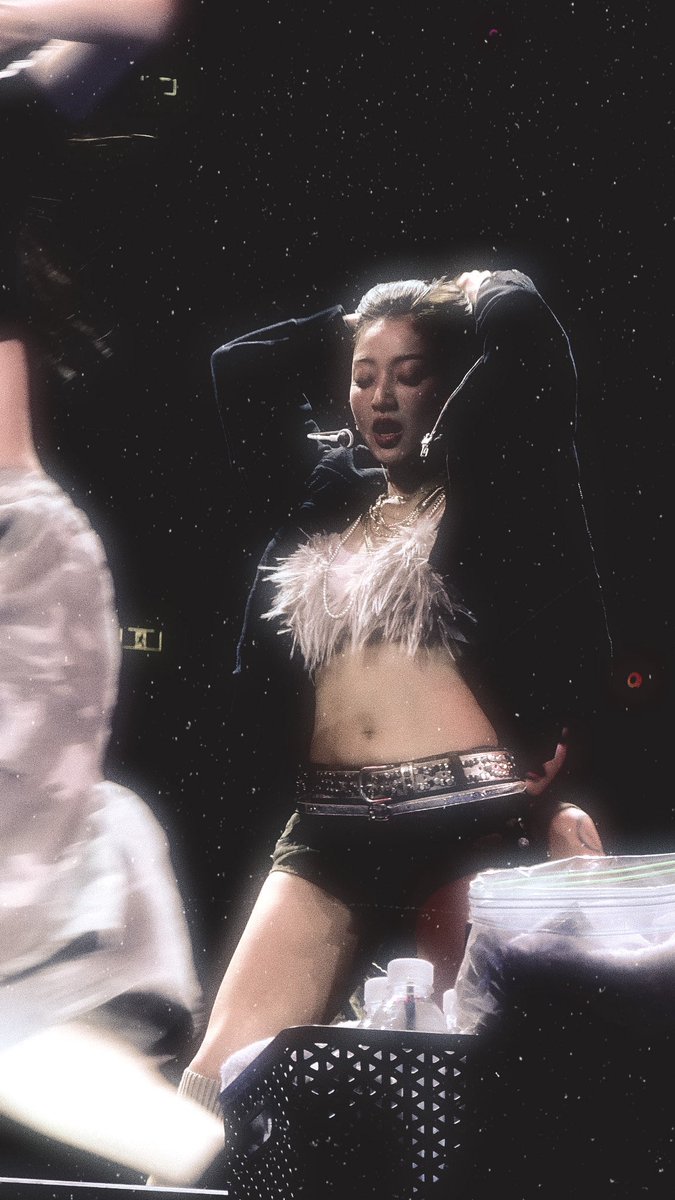 — i’m that girl.