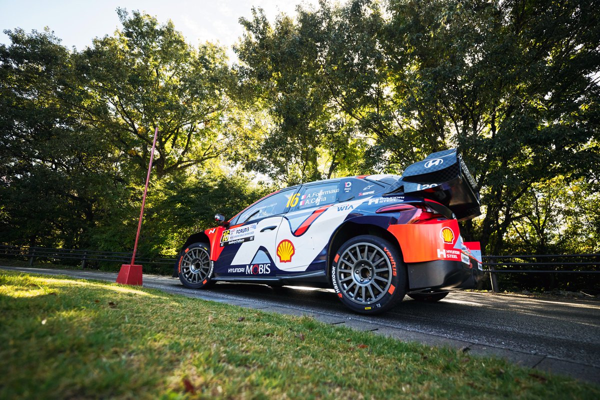 fernischumi's tweet image. Rally de Japón. Sébastien Ogier lidera y Kalle Rovanperä dice prácticamente adiós a sus opciones de Mundial #WRC diariomotor.com/competicion/no…