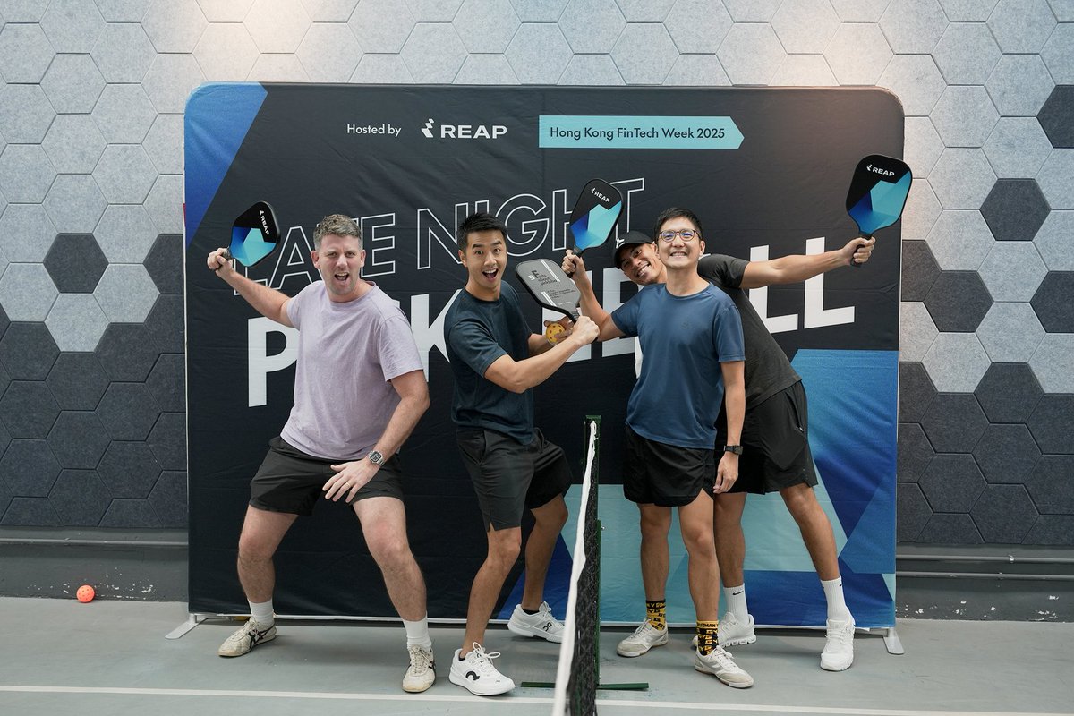 ReapGlobal's tweet image. This year, we decided to do things a little different for the post-conference festivities, switching out the basic Prosecco for Late Night Pickleball. 🥂 ➡️ 🏓

What better way to unwind than with a couple of rackets and some friendly competition! 

#HKFTW #PostConference…
