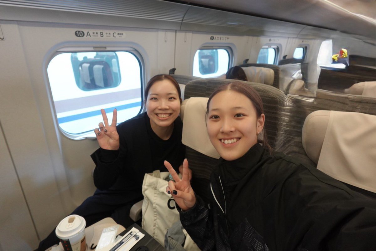 今週末の試合に向けて選手・スタッフは福島県へ出発しました