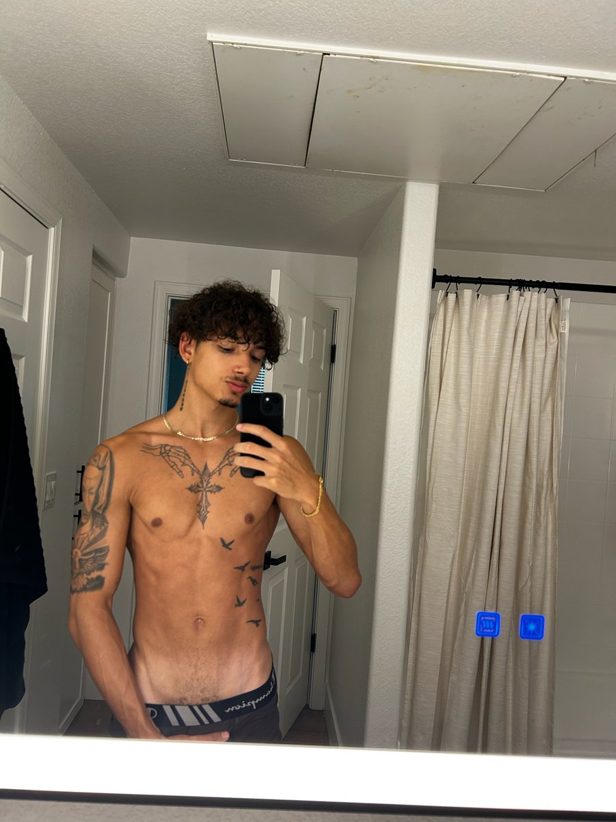 say less &amp; i’ll pull it out 😏