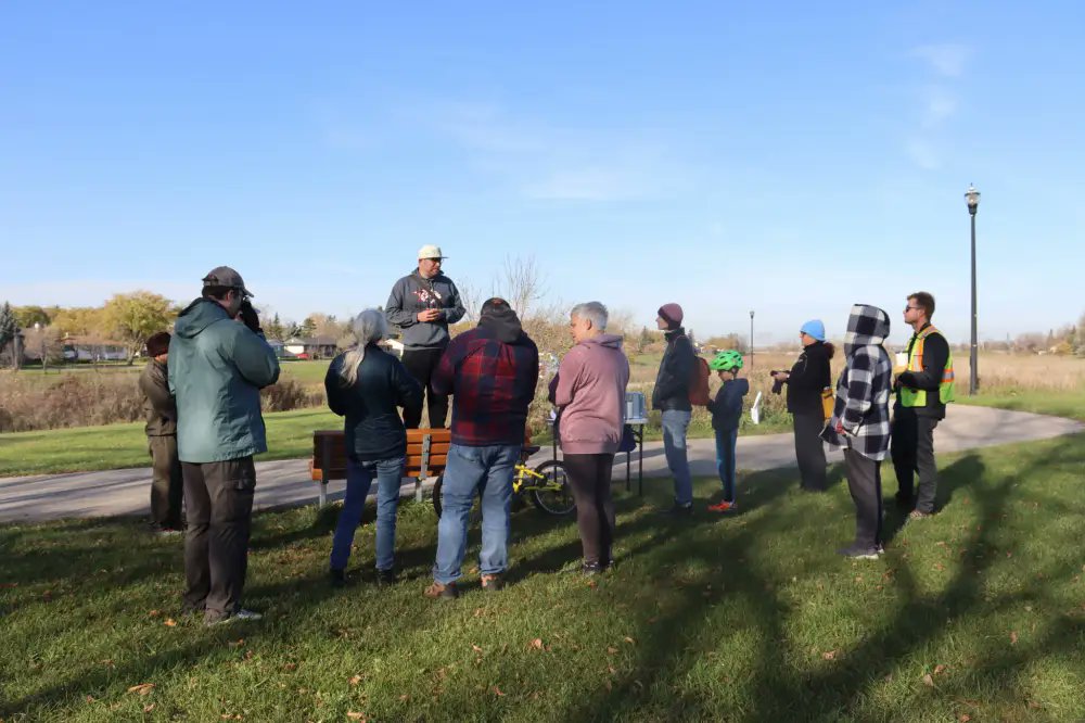 Great to see a new group coming together to care for Sturgeon Creek! Community action like this makes a real difference.
winnipegfreepress.com/our-communitie…