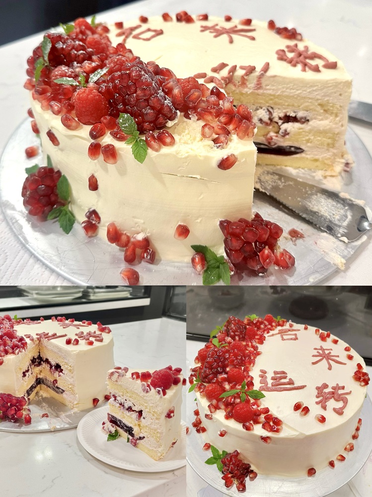 thenetcircle's tweet photo. Sharing cake, sharing joy!🎂
Dive into our Pomegranate Raspberry Delight—cream base crowned with ruby pomegranate jewels and tangy raspberries.😍Each bite bursts with juicy freshness, layered with a perfect balance of sweet and tangy. One bite, and happiness follows! 🥳
#caketime https://t.co/eIwsCkIYWg