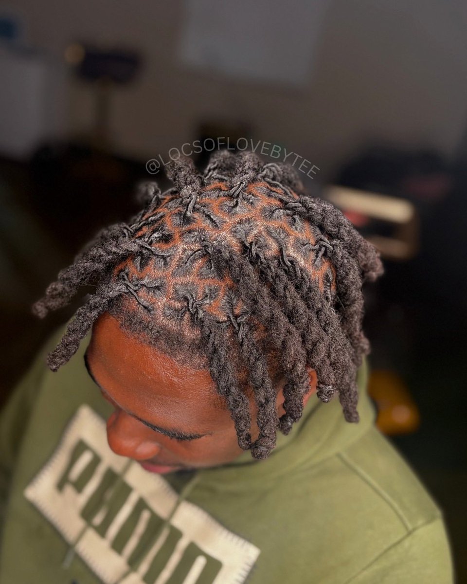 locsoflovebytee's tweet image. 4 strand twist ⭐️🤎
📲 727-631-1059 | FL
💲 $50 Deposit • No Deposit, No Appt
🌻 Your Locs Are Your Crown 👑
@locsoflovebytee
 #locsoflovebytee #4strandtwist  #retwist #locs #locgoals #fyp #booknow
#dreads #teethelocodyssey #floridastylist #atlstylist #locmaintenance