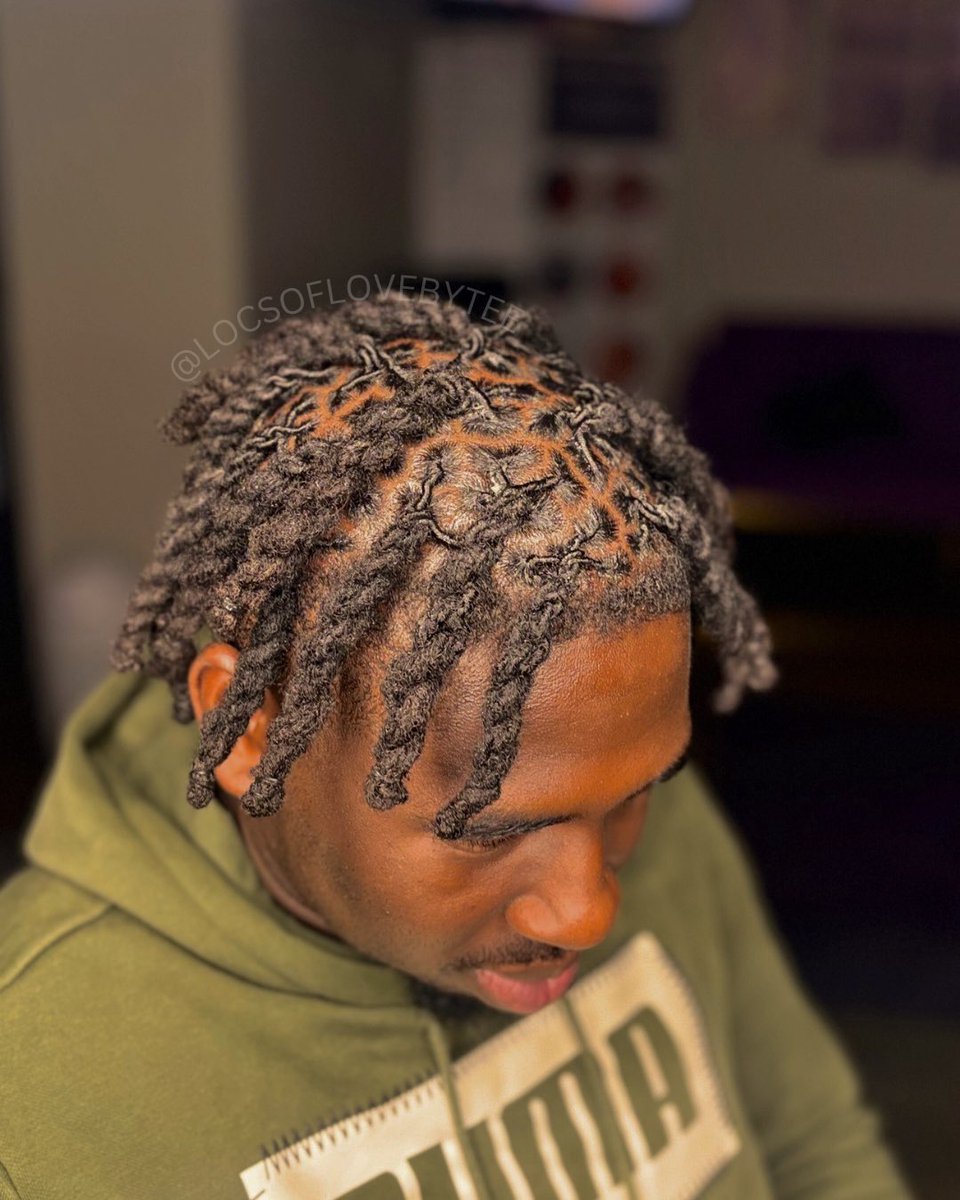 locsoflovebytee's tweet image. 4 strand twist ⭐️🤎
📲 727-631-1059 | FL
💲 $50 Deposit • No Deposit, No Appt
🌻 Your Locs Are Your Crown 👑
@locsoflovebytee
 #locsoflovebytee #4strandtwist  #retwist #locs #locgoals #fyp #booknow
#dreads #teethelocodyssey #floridastylist #atlstylist #locmaintenance