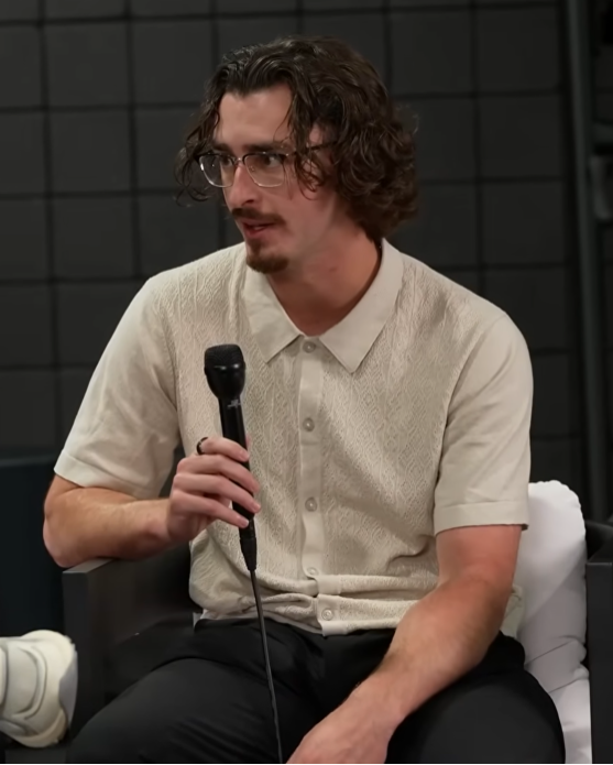 am I Keroposting or does Wrobleski with glasses on kinda look like <a href="/smashKD3/">BC | Sackrine | KD3</a> with long hair