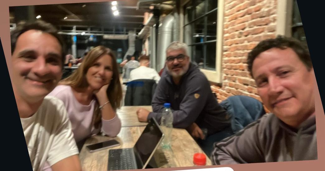 Juntarse es el comienzo, mantenerse juntos es el progreso y trabajar juntos es el éxito" (Henry Ford)