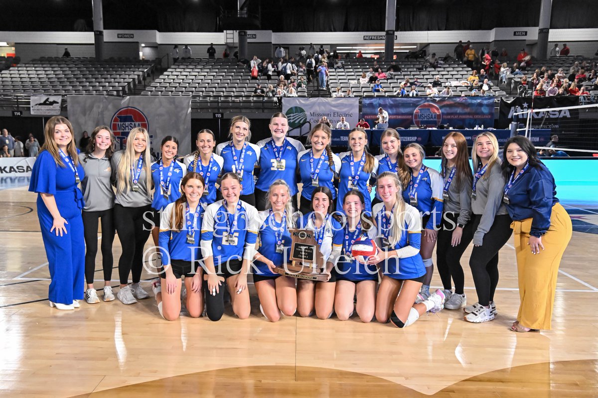 2025-11-06 Congratulation to both St. Vincent and Herman for making it to the Class 2 MSHSAA Championship which would be claimed by St. Vincent. More photos and article will be at stlhighschoolsports.com
<a href="/STLhssports/">STLhighschoolsports</a> <a href="/SV_Indians/">St. Vincent Indians Athletics</a> <a href="/HHSBearsSports/">HHS Athletics</a>