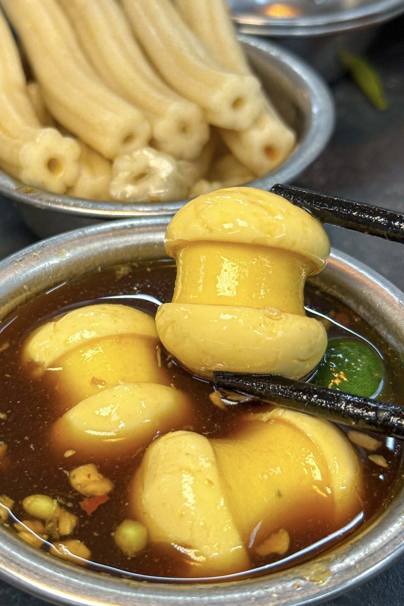 蛋菇形状及口感独特，可做汤或炒制。