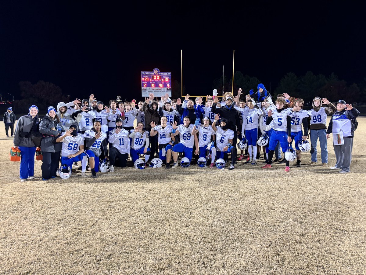 madisonpride's tweet image. 🏔️ HISTORY MADE! 🏔️

The Madison County Mountaineers defeated Clarke County 27-10 tonight — earning the 500th win in program history! 💪🔥

A huge congratulations to our players, coaches, alumni, and fans who have helped build this proud tradition! 💙🤍