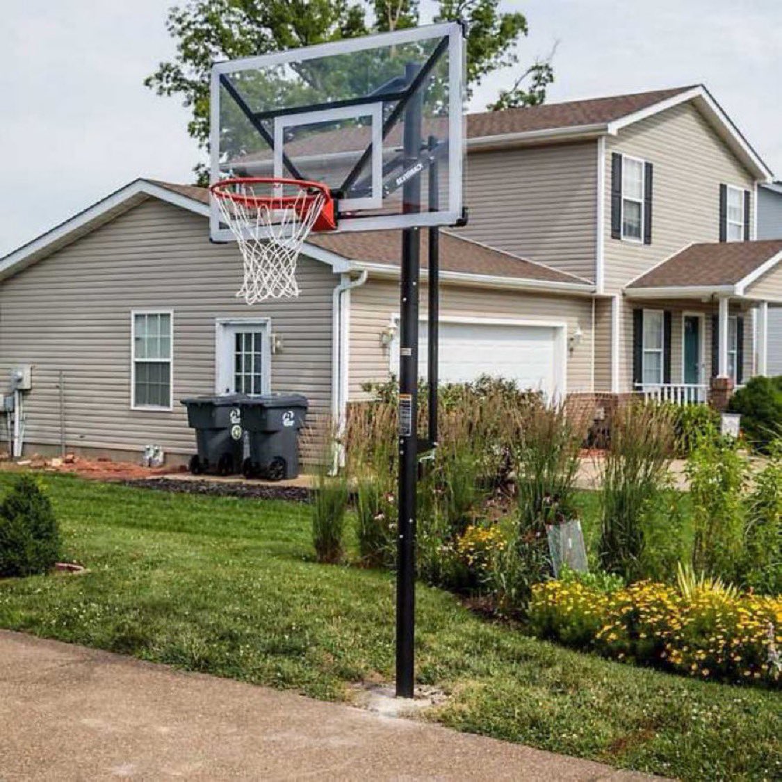 Hoopss's tweet image. As a child, this meant you were wealthy.