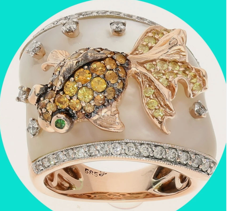 EmpirePawn's tweet image. Make waves with this stunning Fancy Fish Ring — .96CT of diamonds, colorful topaz &amp;amp; tsavorite in 14K multi-tone gold with a glowing mother-of-pearl inlay. A refined ocean-inspired statement piece. 
#NovemberBirthstone #FineJewelry #14KGold #Topaz ebay.com/itm/2362649786…