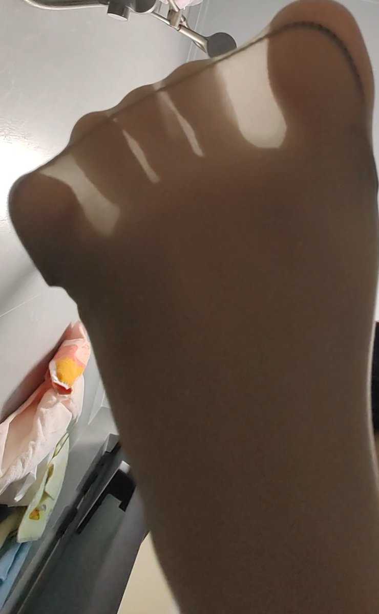 sissycys's tweet photo. 大家麻烦让一让，姐姐登场🥰
#伪娘 #男娘 #女装 #cd #sissy #露出 #羞耻 #雌堕 #伪街 https://t.co/HVhVLN4wR4
