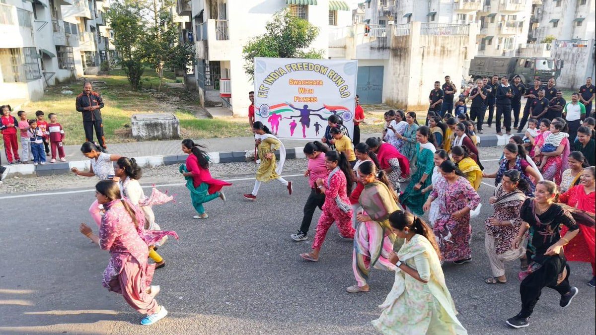 #NationBuilding
#SwachhataHiSeva2025

#FitIndiaFreedomRun6 at #Mamun, promoting #Fitness and #Swachhata - Spreading the spirit of a Fit &amp; Clean India! 

#FleurDeLisBrigade
<a href="/adgpi/">ADG PI - INDIAN ARMY</a>
@WesternComd_IA